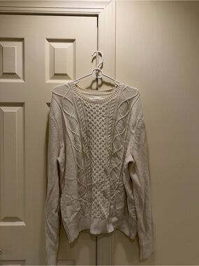 Classic Cable Knit Crewneck Sweater - Cream